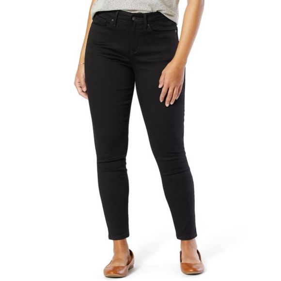 Signature by Levi Strauss & Co. Women's Mid Rise Skinny Jeans - Picture 1 of 7